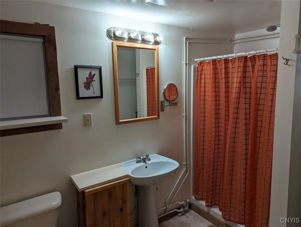 313 Drive 9, Vienna, New York 13042, Vienna, New York 13042, 2 Bedrooms Bedrooms, 4 Rooms Rooms,1 BathroomBathrooms,Residential,For Sale,313 Drive 9, Vienna, New York 13042,S1620829