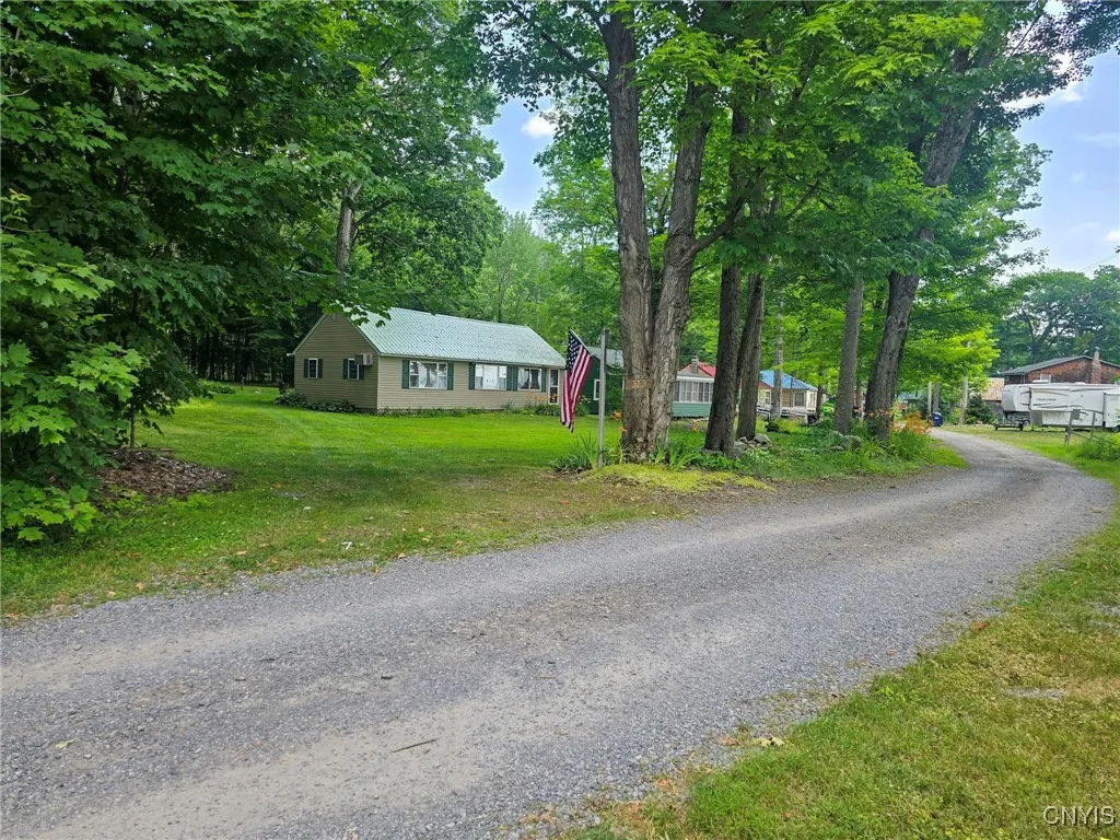 313 Drive 9, Vienna, New York 13042, Vienna, New York 13042, 2 Bedrooms Bedrooms, 4 Rooms Rooms,1 BathroomBathrooms,Residential,For Sale,313 Drive 9, Vienna, New York 13042,S1620829