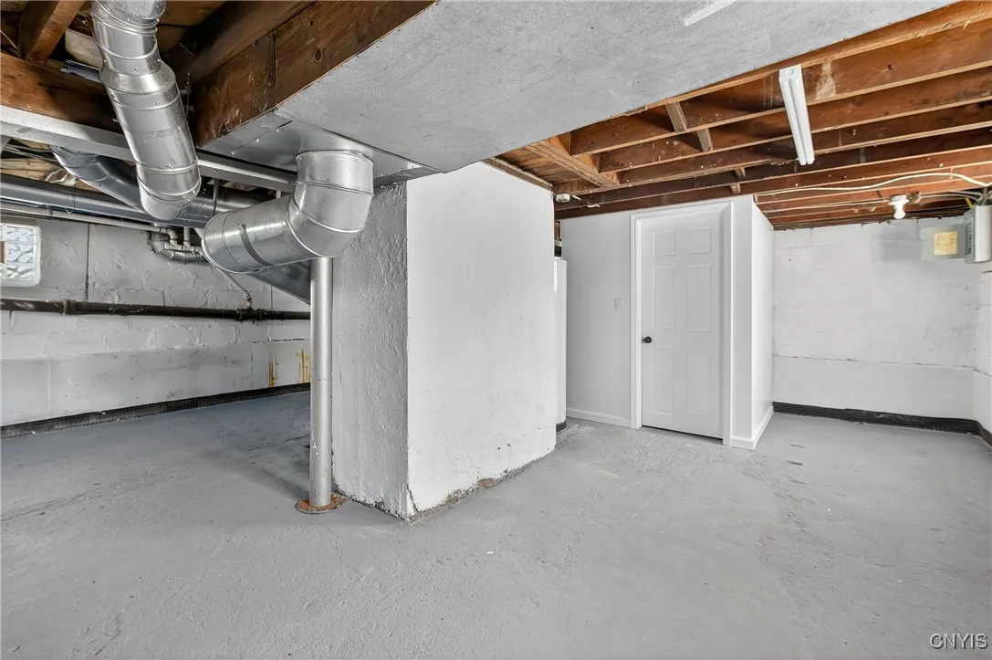 501 Pleasantview Avenue, Salina, New York 13208, Salina, New York 13208, 3 Bedrooms Bedrooms, 7 Rooms Rooms,1 BathroomBathrooms,Residential,For Sale,501 Pleasantview Avenue, Salina, New York 13208,S1621773