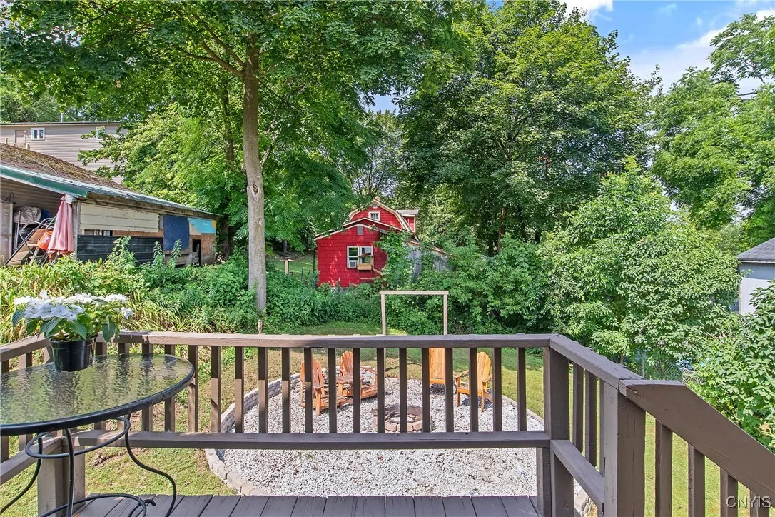229 Gillespie Avenue, Camillus, New York 13219, Camillus, New York 13219, 3 Bedrooms Bedrooms, 7 Rooms Rooms,1 BathroomBathrooms,Residential,For Sale,229 Gillespie Avenue, Camillus, New York 13219,S1620907