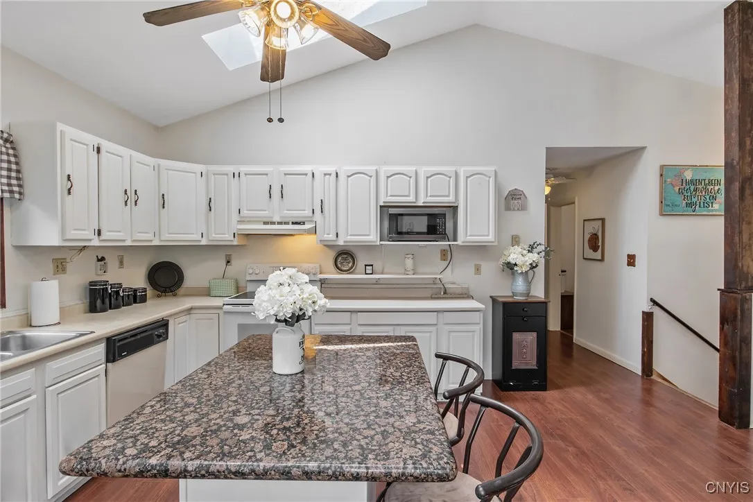229 Gillespie Avenue, Camillus, New York 13219, Camillus, New York 13219, 3 Bedrooms Bedrooms, 7 Rooms Rooms,1 BathroomBathrooms,Residential,For Sale,229 Gillespie Avenue, Camillus, New York 13219,S1620907