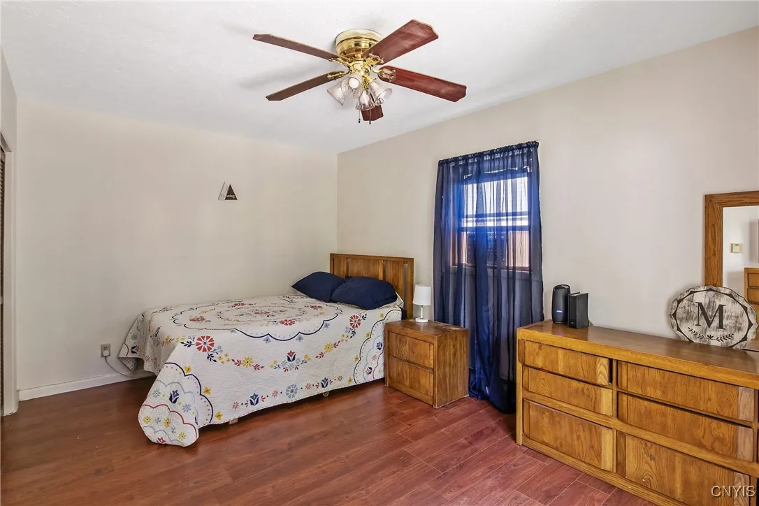 229 Gillespie Avenue, Camillus, New York 13219, Camillus, New York 13219, 3 Bedrooms Bedrooms, 7 Rooms Rooms,1 BathroomBathrooms,Residential,For Sale,229 Gillespie Avenue, Camillus, New York 13219,S1620907