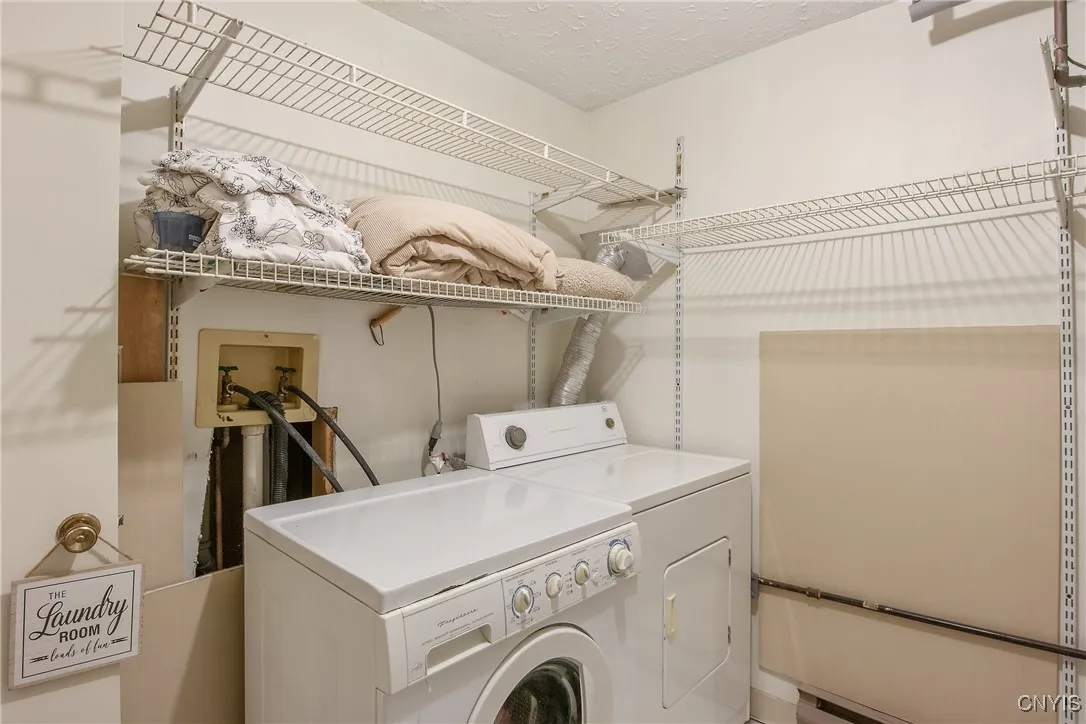 229 Gillespie Avenue, Camillus, New York 13219, Camillus, New York 13219, 3 Bedrooms Bedrooms, 7 Rooms Rooms,1 BathroomBathrooms,Residential,For Sale,229 Gillespie Avenue, Camillus, New York 13219,S1620907