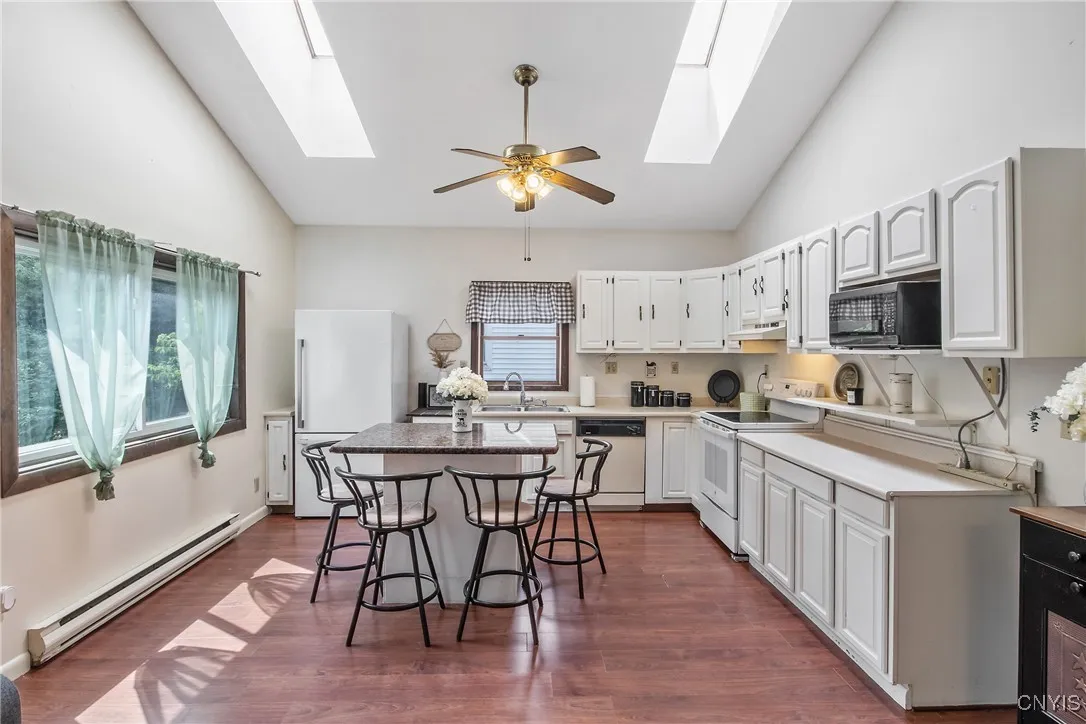 229 Gillespie Avenue, Camillus, New York 13219, Camillus, New York 13219, 3 Bedrooms Bedrooms, 7 Rooms Rooms,1 BathroomBathrooms,Residential,For Sale,229 Gillespie Avenue, Camillus, New York 13219,S1620907