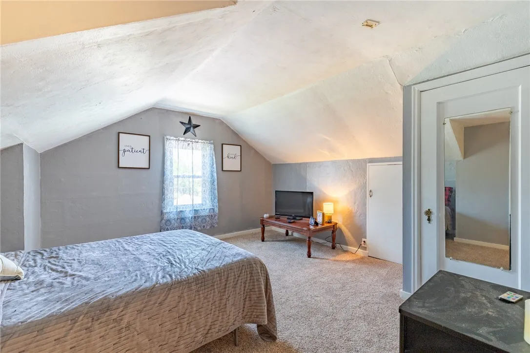 82 Barnard Street, Greece, New York 14616, Greece, New York 14616, 2 Bedrooms Bedrooms, ,2 BathroomsBathrooms,Residential,For Sale,82 Barnard Street, Greece, New York 14616,R1620706