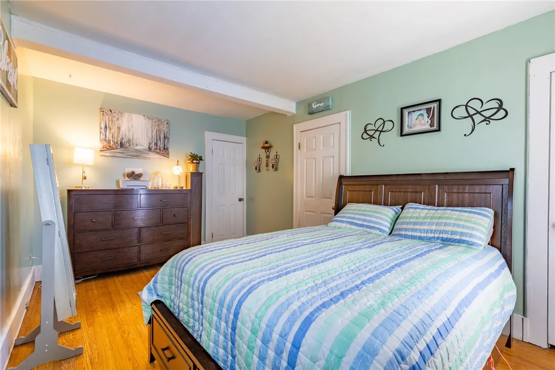 82 Barnard Street, Greece, New York 14616, Greece, New York 14616, 2 Bedrooms Bedrooms, ,2 BathroomsBathrooms,Residential,For Sale,82 Barnard Street, Greece, New York 14616,R1620706