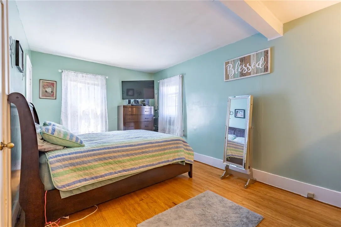 82 Barnard Street, Greece, New York 14616, Greece, New York 14616, 2 Bedrooms Bedrooms, ,2 BathroomsBathrooms,Residential,For Sale,82 Barnard Street, Greece, New York 14616,R1620706