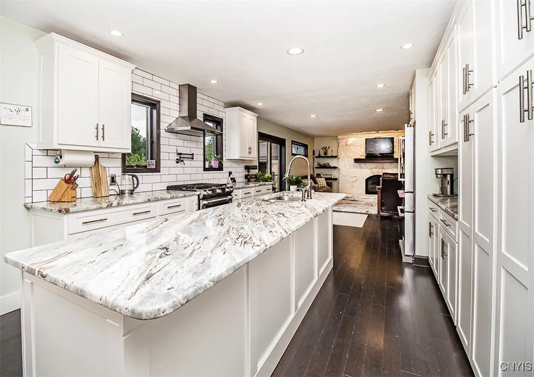 6015 Lisi Gardens Drive, Cicero, New York 13212, Cicero, New York 13212, 5 Bedrooms Bedrooms, 9 Rooms Rooms,3 BathroomsBathrooms,Residential,For Sale,6015 Lisi Gardens Drive, Cicero, New York 13212,S1621805