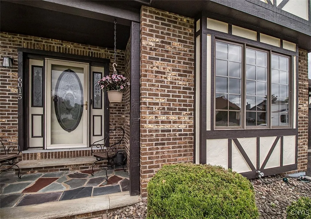 6015 Lisi Gardens Drive, Cicero, New York 13212, Cicero, New York 13212, 5 Bedrooms Bedrooms, 9 Rooms Rooms,3 BathroomsBathrooms,Residential,For Sale,6015 Lisi Gardens Drive, Cicero, New York 13212,S1621805