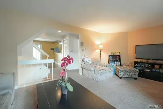 1104 Netherton Court, Amherst, New York 14051, Amherst, New York 14051, 3 Bedrooms Bedrooms, 7 Rooms Rooms,2 BathroomsBathrooms,Residential,For Sale,1104 Netherton Court, Amherst, New York 14051,B1621760