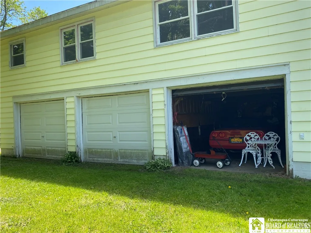 410 Chestnut Street, Pomfret, New York 14063, Pomfret, New York 14063, 4 Bedrooms Bedrooms, ,3 BathroomsBathrooms,Residential,For Sale,410 Chestnut Street, Pomfret, New York 14063,R1621759