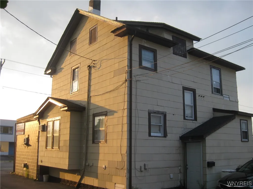 3760 Harlem Road, Cheektowaga, New York 14215, Cheektowaga, New York 14215, 5 Rooms Rooms,Commercial Sale,For Sale,3760 Harlem Road, Cheektowaga, New York 14215,B1620671