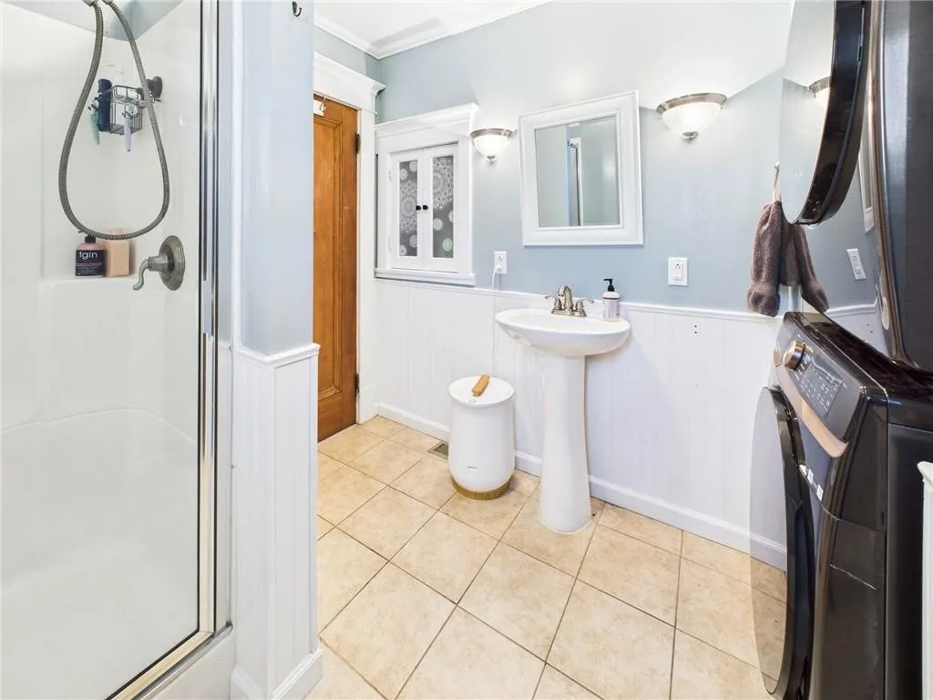 1010 West Main Street, Smethport Boro, Pennsylvani, Smethport Boro, Pennsylvania 16749, 4 Bedrooms Bedrooms, 10 Rooms Rooms,2 BathroomsBathrooms,Residential,For Sale,1010 West Main Street, Smethport Boro, Pennsylvani,R1621063