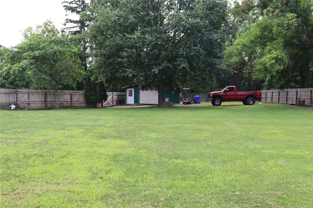 697 North Greece Road, Greece, New York 14626, Greece, New York 14626, 3 Bedrooms Bedrooms, 8 Rooms Rooms,1 BathroomBathrooms,Residential,For Sale,697 North Greece Road, Greece, New York 14626,R1620454