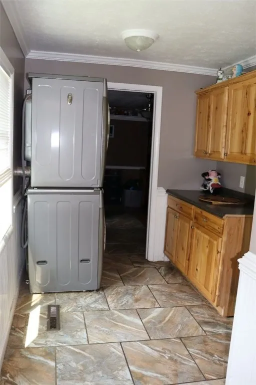697 North Greece Road, Greece, New York 14626, Greece, New York 14626, 3 Bedrooms Bedrooms, 8 Rooms Rooms,1 BathroomBathrooms,Residential,For Sale,697 North Greece Road, Greece, New York 14626,R1620454