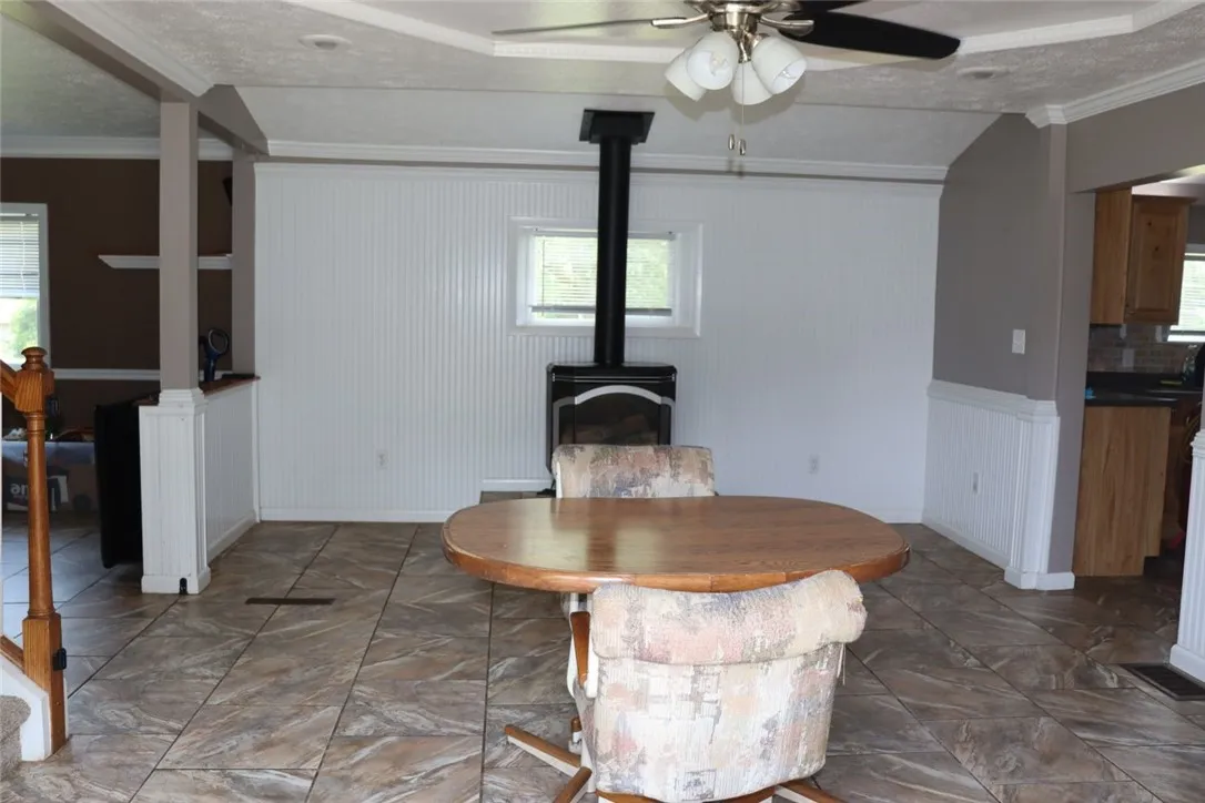 697 North Greece Road, Greece, New York 14626, Greece, New York 14626, 3 Bedrooms Bedrooms, 8 Rooms Rooms,1 BathroomBathrooms,Residential,For Sale,697 North Greece Road, Greece, New York 14626,R1620454