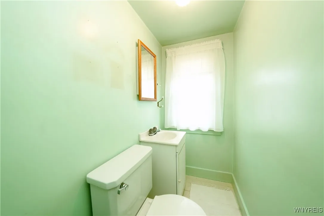2nd Floor Bathroom