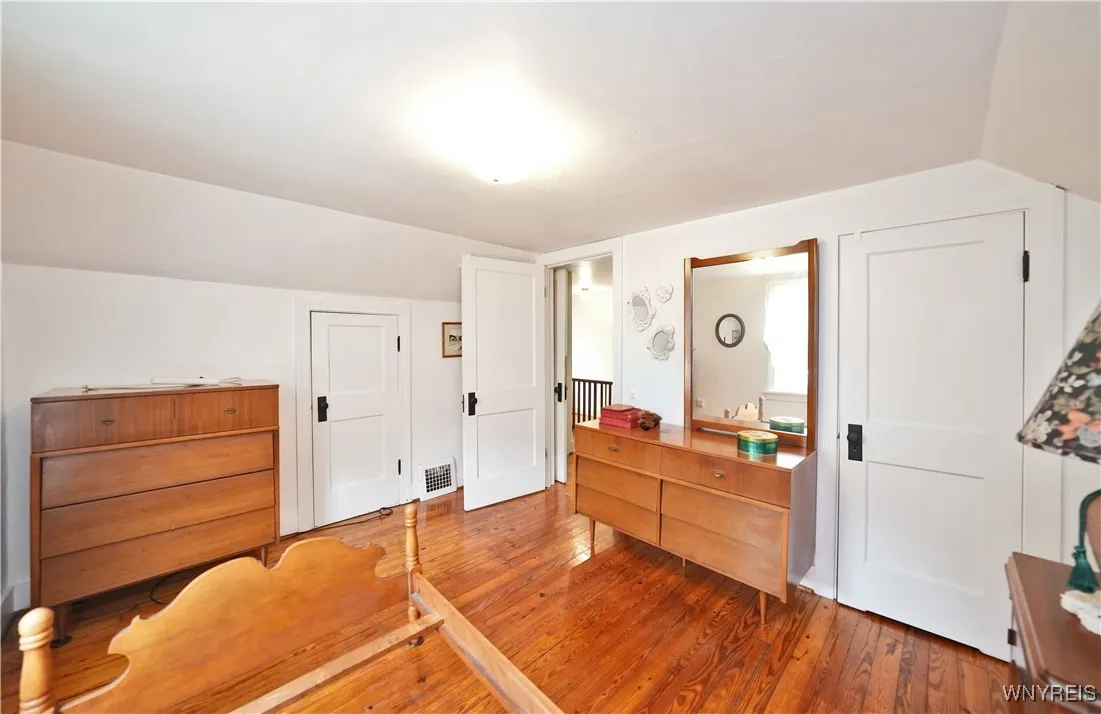 28 Huntington Court, Hamburg, New York 14075, Hamburg, New York 14075, 3 Bedrooms Bedrooms, 8 Rooms Rooms,1 BathroomBathrooms,Residential,For Sale,28 Huntington Court, Hamburg, New York 14075,B1618354