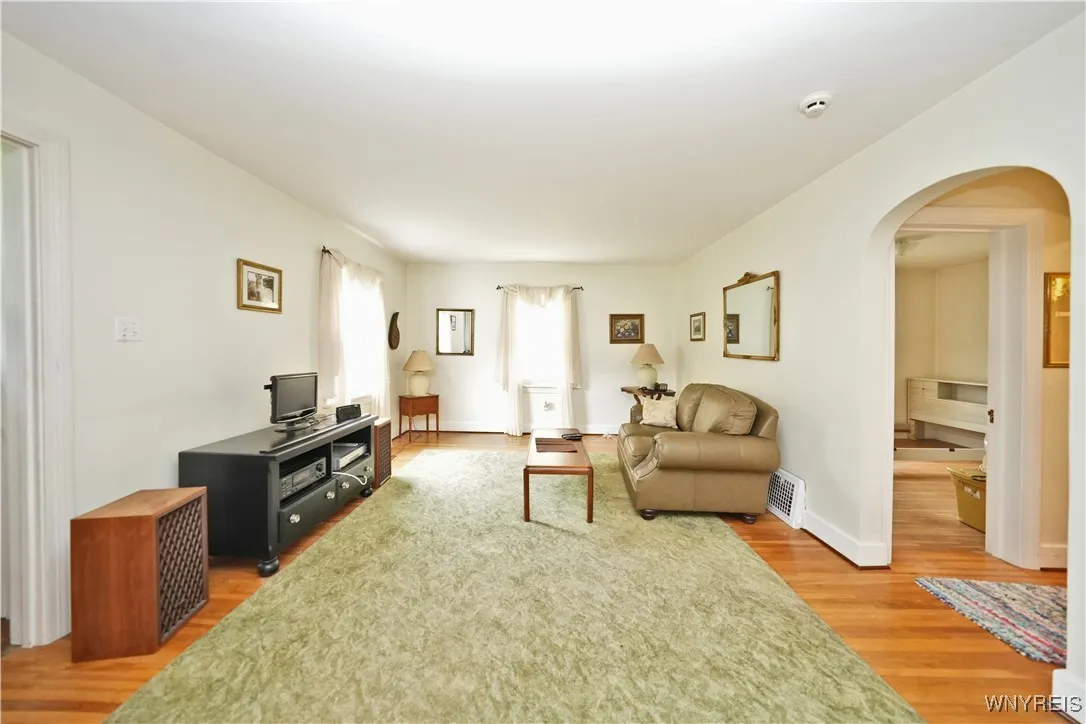 28 Huntington Court, Hamburg, New York 14075, Hamburg, New York 14075, 3 Bedrooms Bedrooms, 8 Rooms Rooms,1 BathroomBathrooms,Residential,For Sale,28 Huntington Court, Hamburg, New York 14075,B1618354