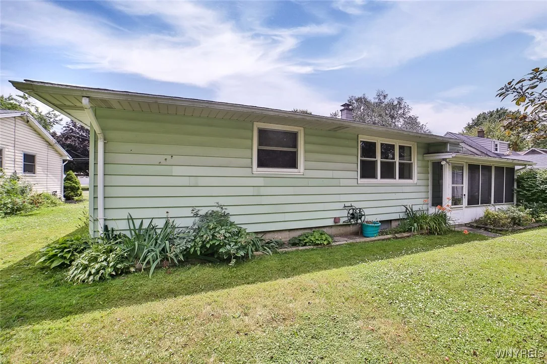 1416 Forbes Street, North Tonawanda, New York 1412, North Tonawanda, New York 14120, 3 Bedrooms Bedrooms, 6 Rooms Rooms,2 BathroomsBathrooms,Residential,For Sale,1416 Forbes Street, North Tonawanda, New York 1412,B1621720