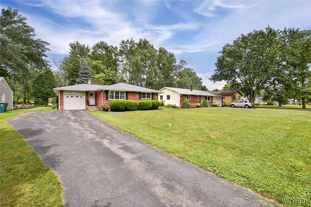 1416 Forbes Street, North Tonawanda, New York 1412, North Tonawanda, New York 14120, 3 Bedrooms Bedrooms, 6 Rooms Rooms,2 BathroomsBathrooms,Residential,For Sale,1416 Forbes Street, North Tonawanda, New York 1412,B1621720