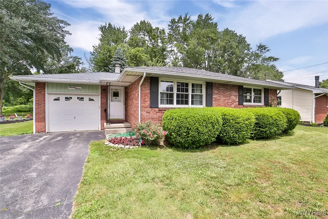 1416 Forbes Street, North Tonawanda, New York 1412, North Tonawanda, New York 14120, 3 Bedrooms Bedrooms, 6 Rooms Rooms,2 BathroomsBathrooms,Residential,For Sale,1416 Forbes Street, North Tonawanda, New York 1412,B1621720