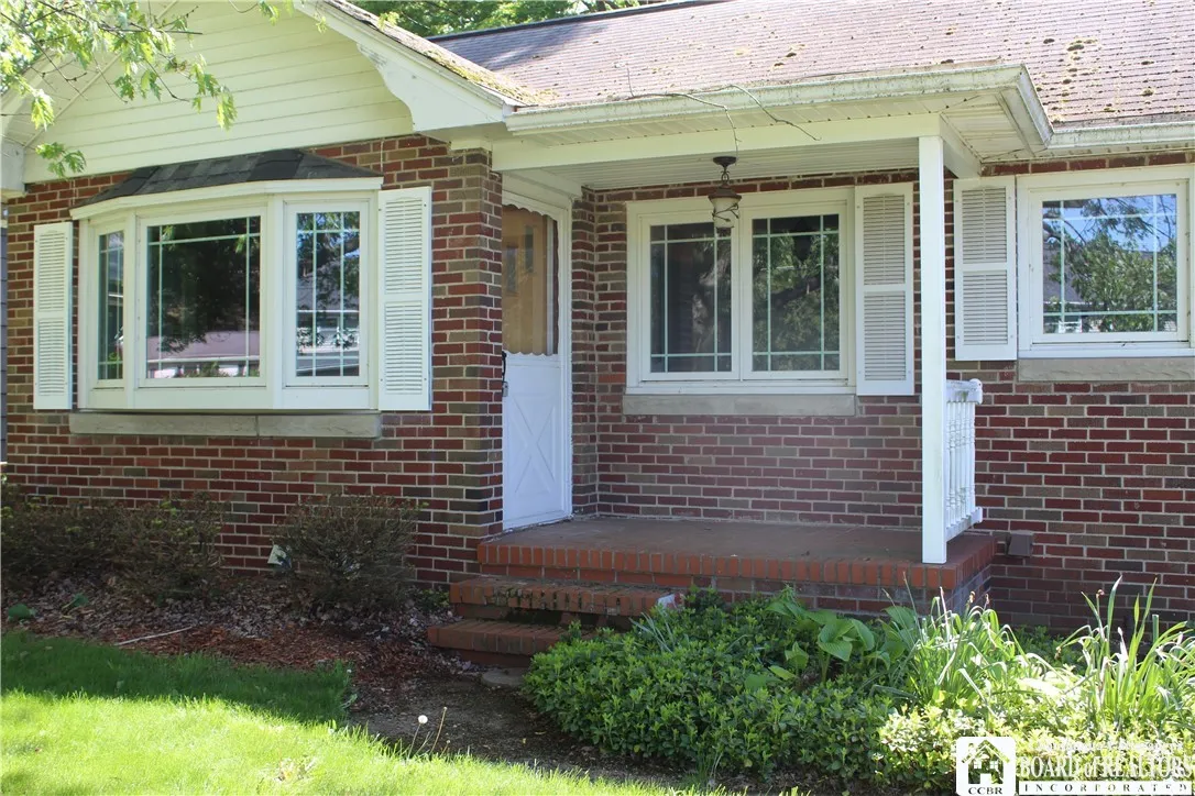 410 Chestnut Street, Pomfret, New York 14063, Pomfret, New York 14063, 2 Bedrooms Bedrooms, 6 Rooms Rooms,2 BathroomsBathrooms,Residential,For Sale,410 Chestnut Street, Pomfret, New York 14063,R1621755