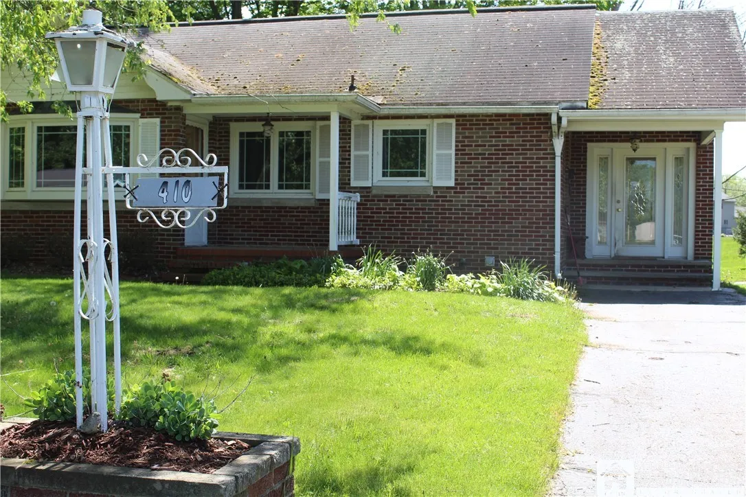 410 Chestnut Street, Pomfret, New York 14063, Pomfret, New York 14063, 2 Bedrooms Bedrooms, 6 Rooms Rooms,2 BathroomsBathrooms,Residential,For Sale,410 Chestnut Street, Pomfret, New York 14063,R1621755
