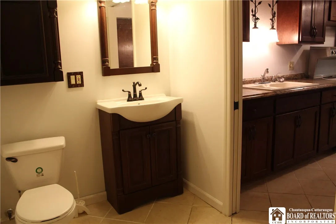 410 Chestnut Street, Pomfret, New York 14063, Pomfret, New York 14063, 2 Bedrooms Bedrooms, 6 Rooms Rooms,2 BathroomsBathrooms,Residential,For Sale,410 Chestnut Street, Pomfret, New York 14063,R1621755