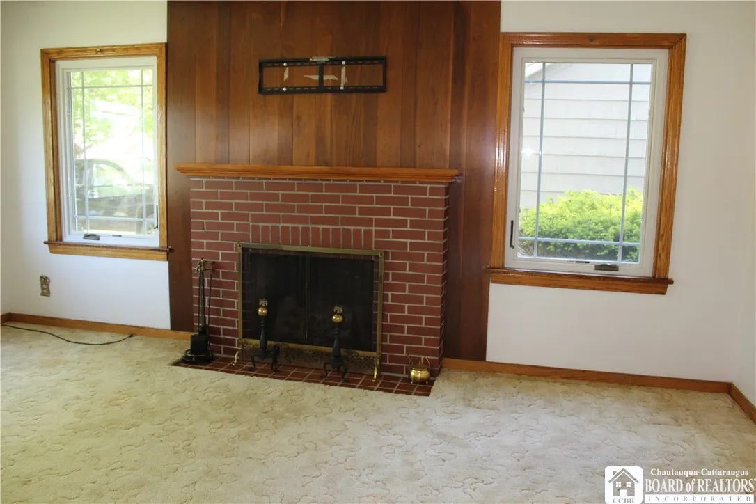 410 Chestnut Street, Pomfret, New York 14063, Pomfret, New York 14063, 2 Bedrooms Bedrooms, 6 Rooms Rooms,2 BathroomsBathrooms,Residential,For Sale,410 Chestnut Street, Pomfret, New York 14063,R1621755