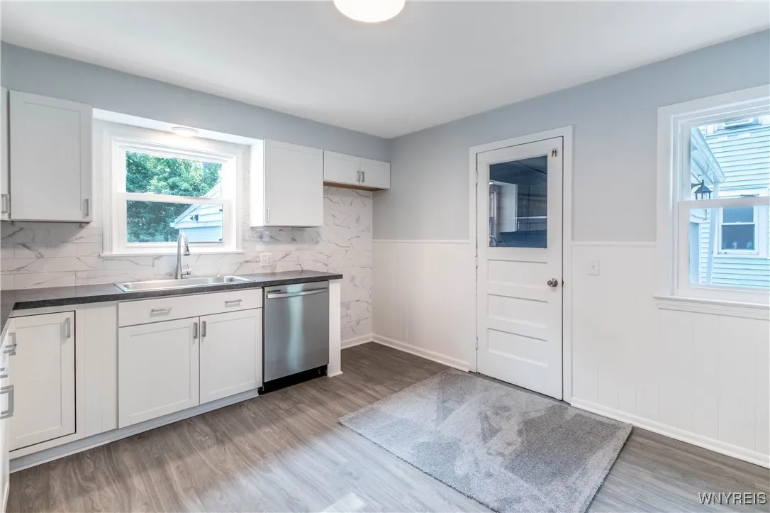 539 Windermere Boulevard, Amherst, New York 14226, Amherst, New York 14226, 4 Bedrooms Bedrooms, 9 Rooms Rooms,1 BathroomBathrooms,Residential,For Sale,539 Windermere Boulevard, Amherst, New York 14226,B1621185