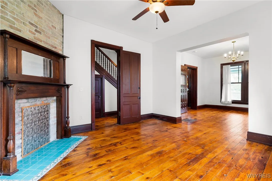 136 Prospect Avenue, Buffalo, New York 14201, Buffalo, New York 14201, 3 Bedrooms Bedrooms, 7 Rooms Rooms,2 BathroomsBathrooms,Residential Lease,For Rent,136 Prospect Avenue, Buffalo, New York 14201,B1620041