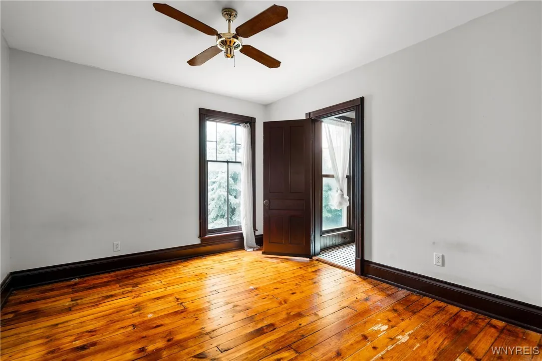 136 Prospect Avenue, Buffalo, New York 14201, Buffalo, New York 14201, 3 Bedrooms Bedrooms, 7 Rooms Rooms,2 BathroomsBathrooms,Residential Lease,For Rent,136 Prospect Avenue, Buffalo, New York 14201,B1620041