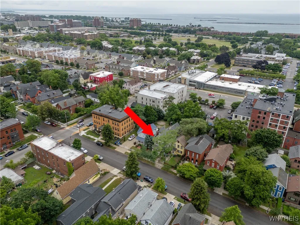 136 Prospect Avenue, Buffalo, New York 14201, Buffalo, New York 14201, 3 Bedrooms Bedrooms, 7 Rooms Rooms,2 BathroomsBathrooms,Residential Lease,For Rent,136 Prospect Avenue, Buffalo, New York 14201,B1620041