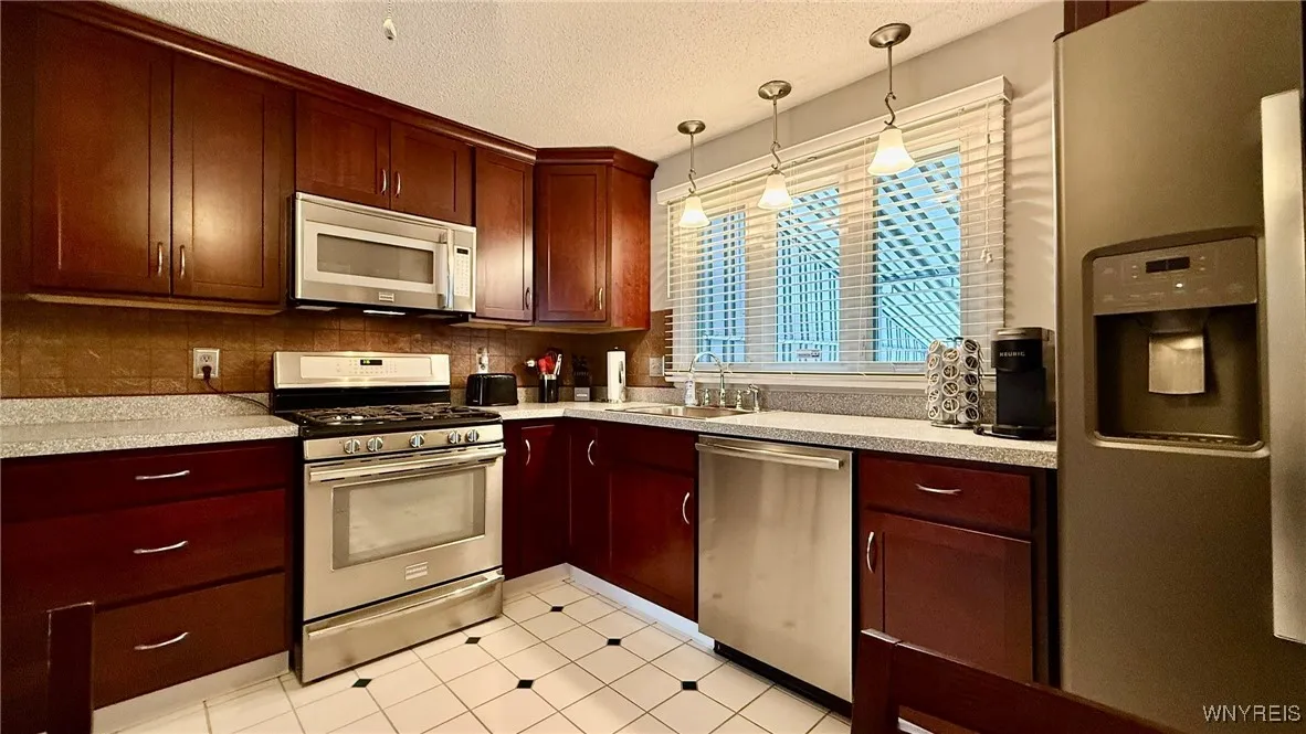 829 Deerfield Drive, North Tonawanda, New York 141, North Tonawanda, New York 14120, 4 Bedrooms Bedrooms, 10 Rooms Rooms,1 BathroomBathrooms,Residential,For Sale,829 Deerfield Drive, North Tonawanda, New York 141,B1621791