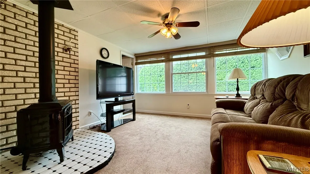 829 Deerfield Drive, North Tonawanda, New York 141, North Tonawanda, New York 14120, 4 Bedrooms Bedrooms, 10 Rooms Rooms,1 BathroomBathrooms,Residential,For Sale,829 Deerfield Drive, North Tonawanda, New York 141,B1621791