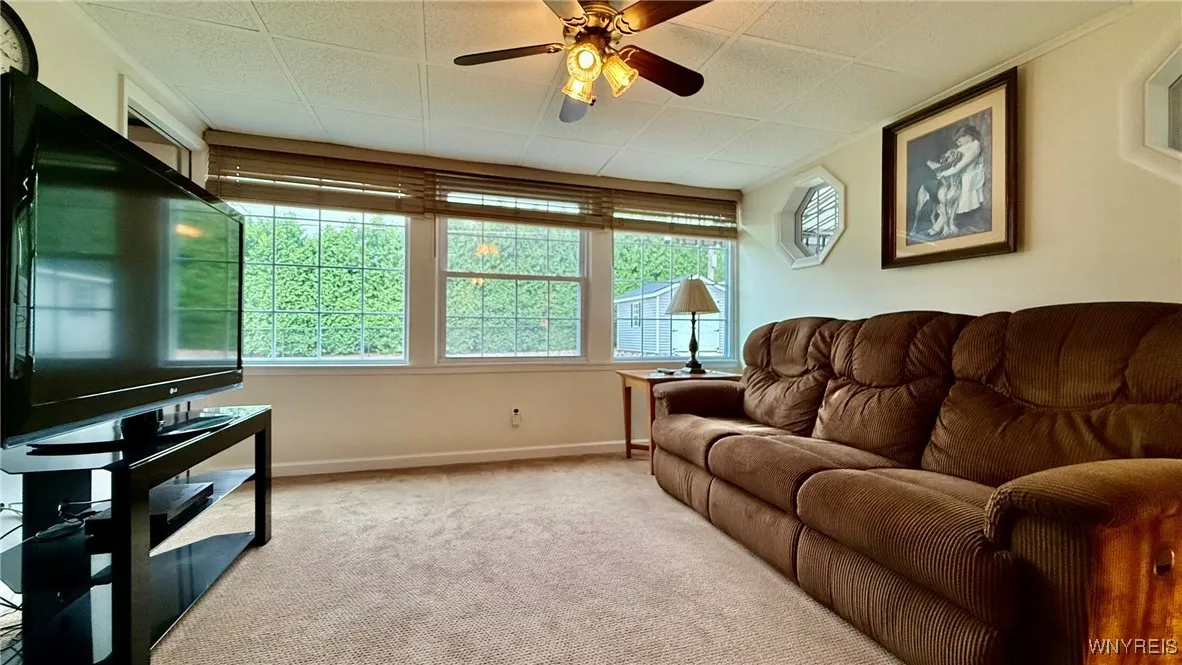 829 Deerfield Drive, North Tonawanda, New York 141, North Tonawanda, New York 14120, 4 Bedrooms Bedrooms, 10 Rooms Rooms,1 BathroomBathrooms,Residential,For Sale,829 Deerfield Drive, North Tonawanda, New York 141,B1621791