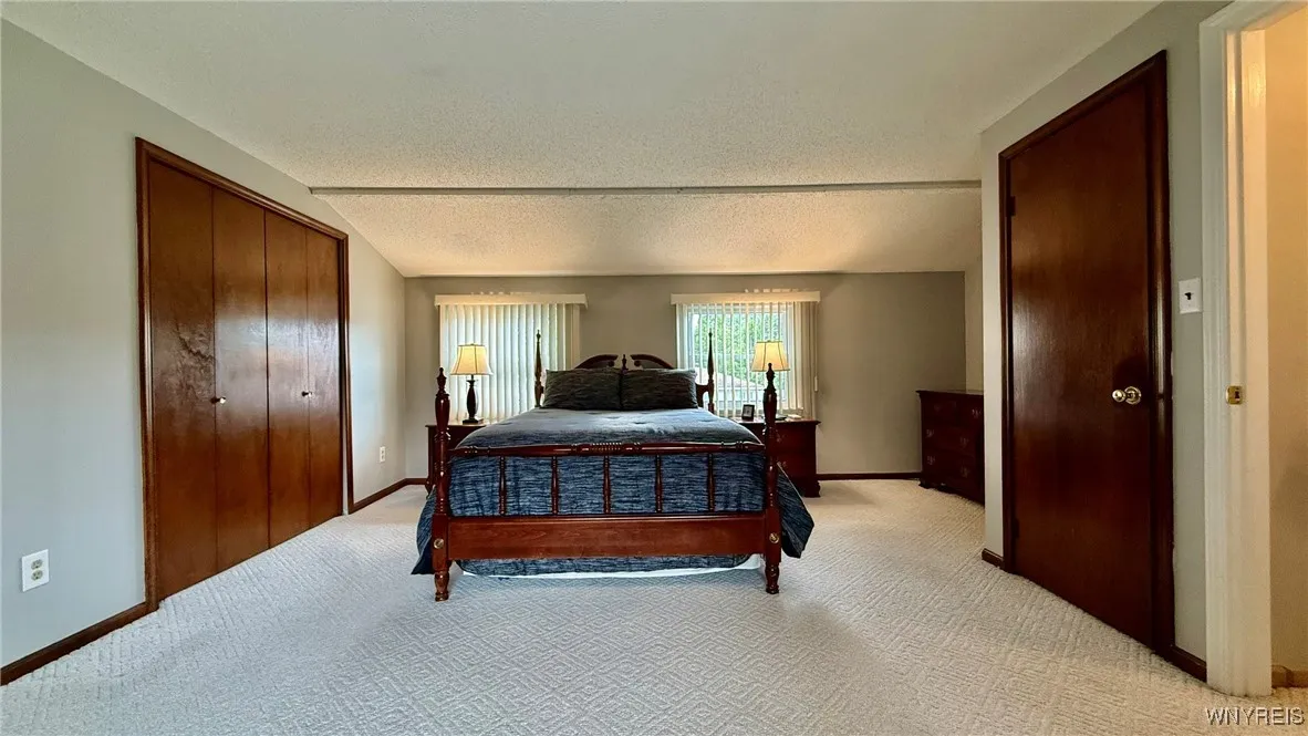 829 Deerfield Drive, North Tonawanda, New York 141, North Tonawanda, New York 14120, 4 Bedrooms Bedrooms, 10 Rooms Rooms,1 BathroomBathrooms,Residential,For Sale,829 Deerfield Drive, North Tonawanda, New York 141,B1621791