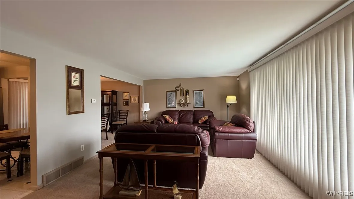 829 Deerfield Drive, North Tonawanda, New York 141, North Tonawanda, New York 14120, 4 Bedrooms Bedrooms, 10 Rooms Rooms,1 BathroomBathrooms,Residential,For Sale,829 Deerfield Drive, North Tonawanda, New York 141,B1621791