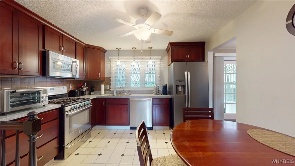 829 Deerfield Drive, North Tonawanda, New York 141, North Tonawanda, New York 14120, 4 Bedrooms Bedrooms, 10 Rooms Rooms,1 BathroomBathrooms,Residential,For Sale,829 Deerfield Drive, North Tonawanda, New York 141,B1621791