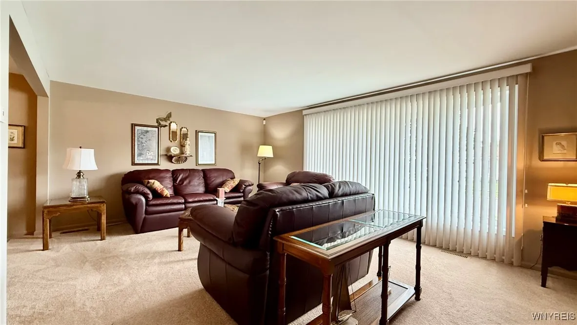 829 Deerfield Drive, North Tonawanda, New York 141, North Tonawanda, New York 14120, 4 Bedrooms Bedrooms, 10 Rooms Rooms,1 BathroomBathrooms,Residential,For Sale,829 Deerfield Drive, North Tonawanda, New York 141,B1621791
