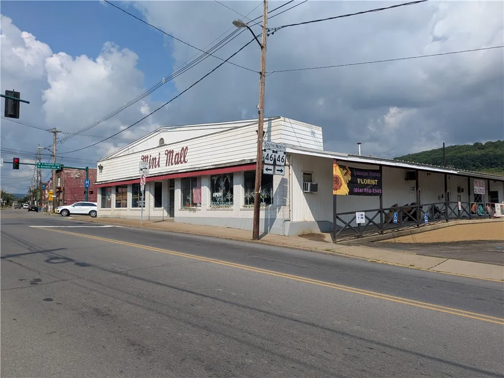 443 East Main Street, Bradford City, Pennsylvania, Bradford City, Pennsylvania 16701, ,Commercial Sale,For Sale,443 East Main Street, Bradford City, Pennsylvania ,R1621633