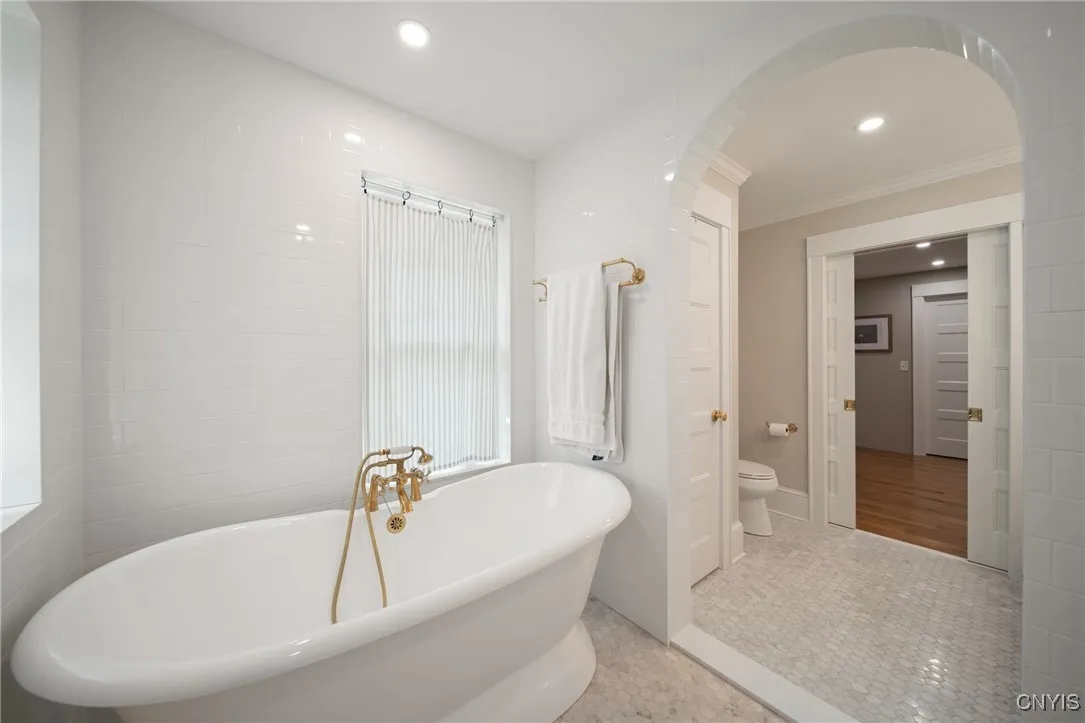 163 East Genesee Street, Skaneateles, New York 131, Skaneateles, New York 13152, 5 Bedrooms Bedrooms, 10 Rooms Rooms,4 BathroomsBathrooms,Residential,For Sale,163 East Genesee Street, Skaneateles, New York 131,S1621683