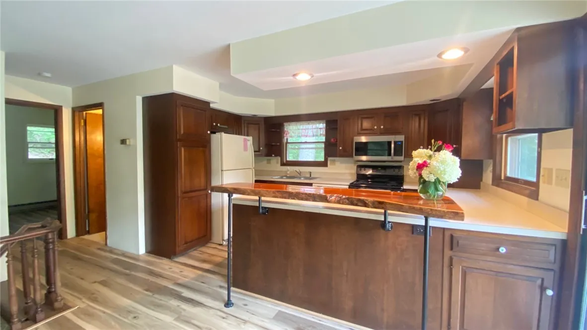 1221 Garden Lane, Middlesex, New York 14507, Middlesex, New York 14507, 3 Bedrooms Bedrooms, 8 Rooms Rooms,2 BathroomsBathrooms,Residential,For Sale,1221 Garden Lane, Middlesex, New York 14507,R1621786