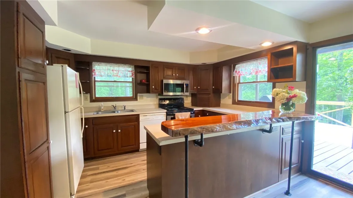 1221 Garden Lane, Middlesex, New York 14507, Middlesex, New York 14507, 3 Bedrooms Bedrooms, 8 Rooms Rooms,2 BathroomsBathrooms,Residential,For Sale,1221 Garden Lane, Middlesex, New York 14507,R1621786