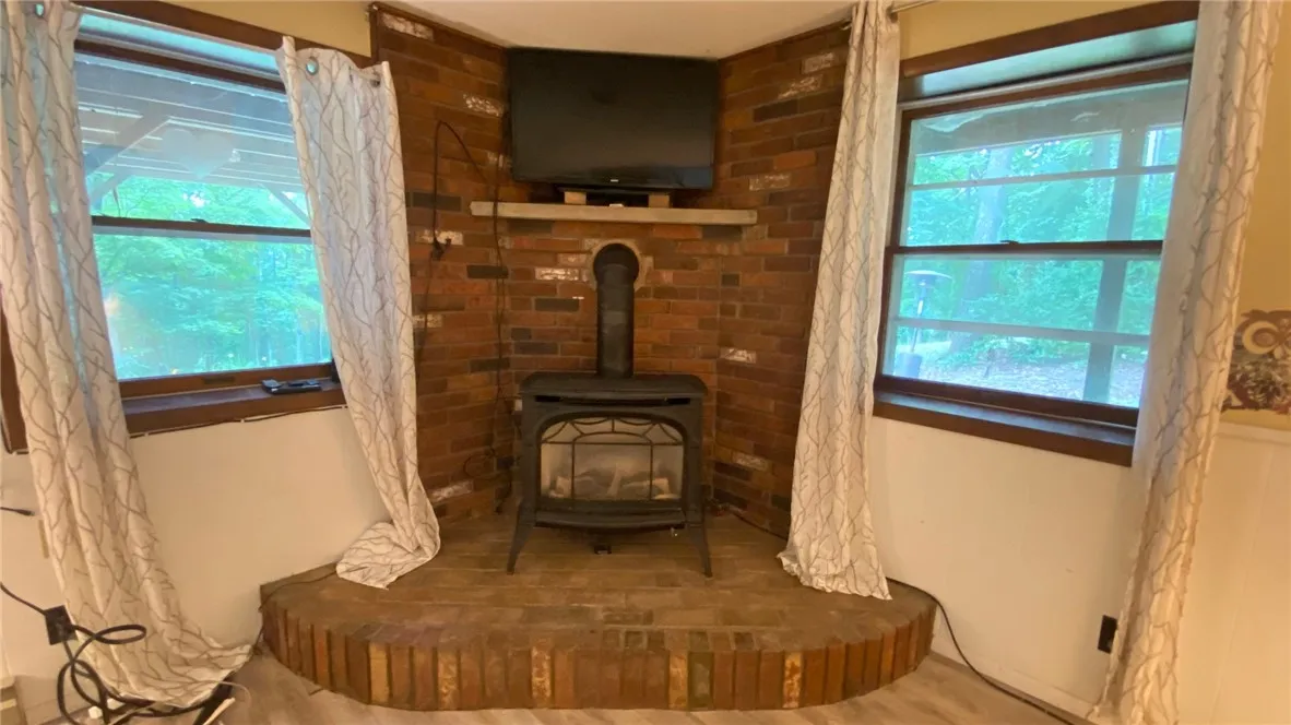1221 Garden Lane, Middlesex, New York 14507, Middlesex, New York 14507, 3 Bedrooms Bedrooms, 8 Rooms Rooms,2 BathroomsBathrooms,Residential,For Sale,1221 Garden Lane, Middlesex, New York 14507,R1621786