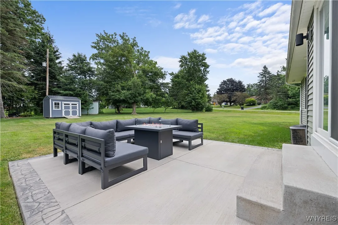 1203 Greenfield Drive, Alden, New York 14004, Alden, New York 14004, 3 Bedrooms Bedrooms, 6 Rooms Rooms,1 BathroomBathrooms,Residential,For Sale,1203 Greenfield Drive, Alden, New York 14004,B1620977