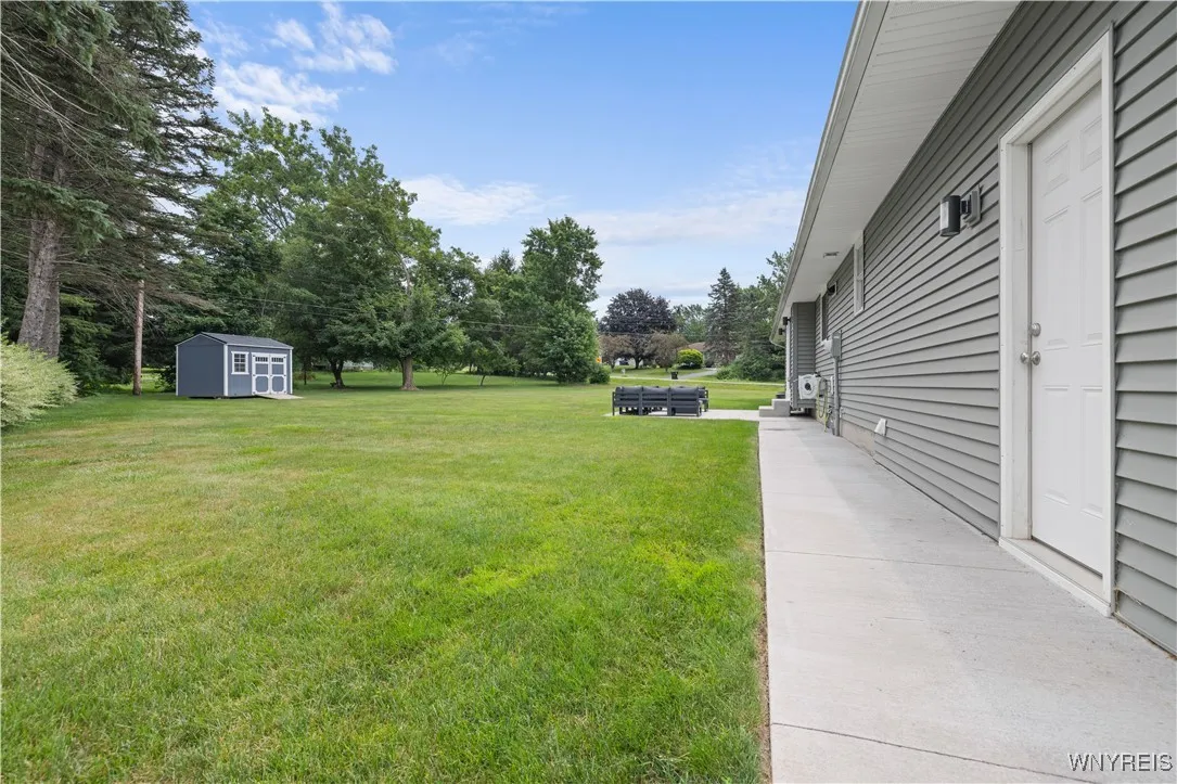 1203 Greenfield Drive, Alden, New York 14004, Alden, New York 14004, 3 Bedrooms Bedrooms, 6 Rooms Rooms,1 BathroomBathrooms,Residential,For Sale,1203 Greenfield Drive, Alden, New York 14004,B1620977