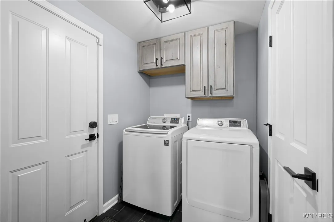 1203 Greenfield Drive, Alden, New York 14004, Alden, New York 14004, 3 Bedrooms Bedrooms, 6 Rooms Rooms,1 BathroomBathrooms,Residential,For Sale,1203 Greenfield Drive, Alden, New York 14004,B1620977