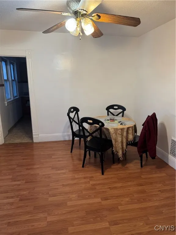 210 Pattison Street, Syracuse, New York 13203, Syracuse, New York 13203, 6 Bedrooms Bedrooms, ,2 BathroomsBathrooms,Residential,Closed,210 Pattison Street, Syracuse, New York 13203,0,S1621733